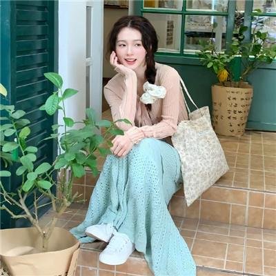 时尚女王：Iris的华丽传奇